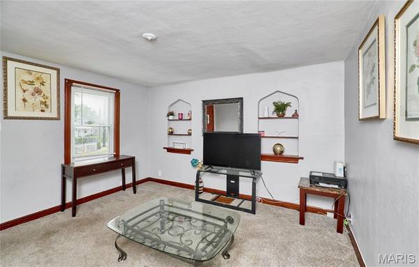 308 Bayless AVE, St Louis, MO 63125