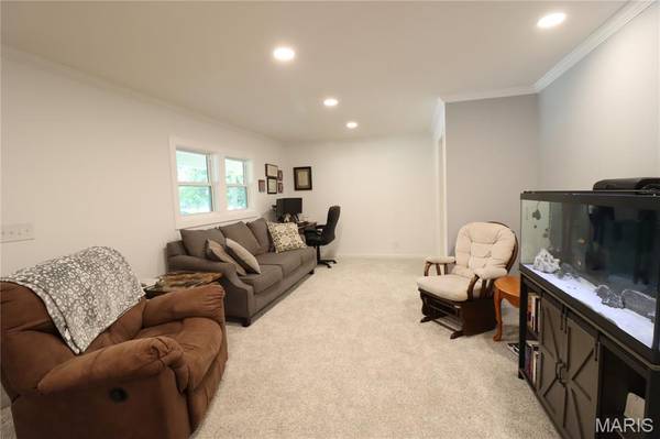 1213 Killarney DR, Greenville, IL 62246