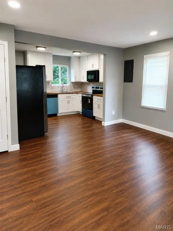 6330 Washington AVE, St Louis, MO 63134