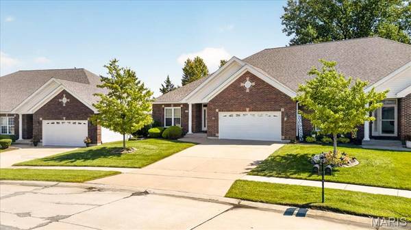 2418 Golden Bear WAY #711A, Wentzville, MO 63385
