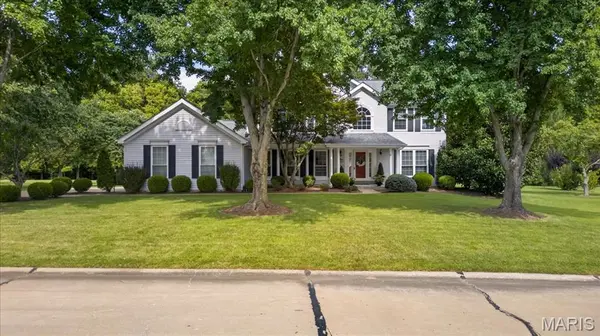 5856 Canterfield CT, Weldon Spring, MO 63304