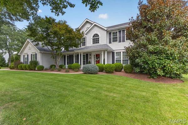 5856 Canterfield CT, Weldon Spring, MO 63304