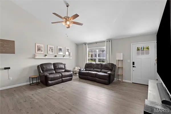 866 Lakeway DR, Labadie, MO 63055