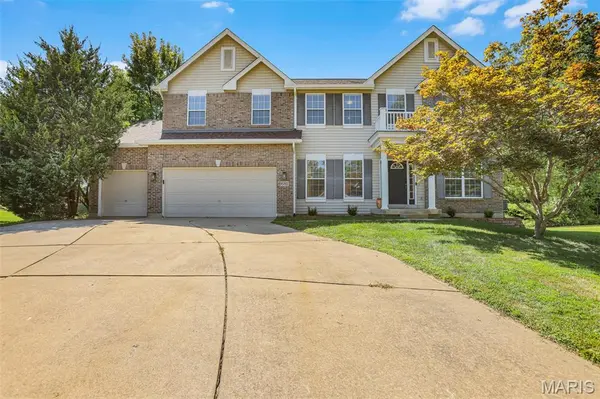 681 Zumwalt XING, O'fallon, MO 63366