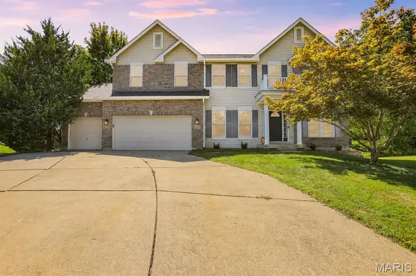 681 Zumwalt XING, O'fallon, MO 63366