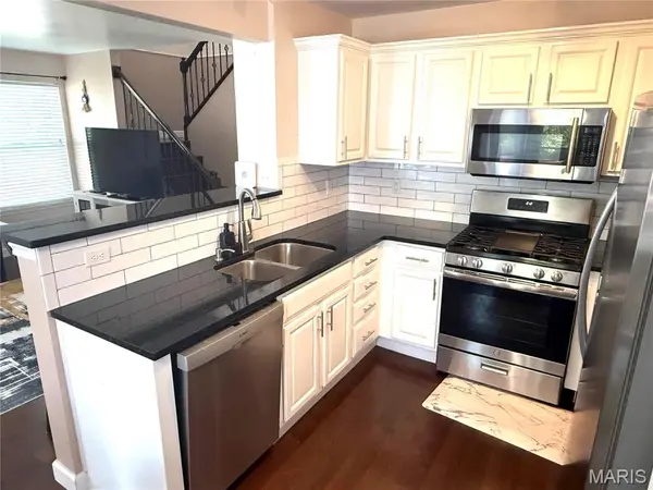594 Timber Creek TRL, O'fallon, MO 63368