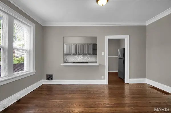 5023 Lansdowne AVE, St Louis, MO 63109