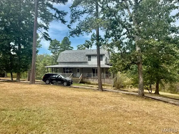 8083 Illinois RD, Houston, MO 65483