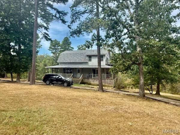 8083 Illinois RD, Houston, MO 65483