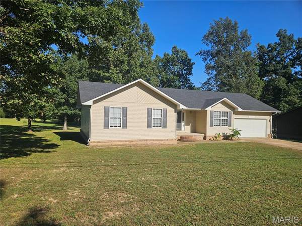 7402 Woodland Meadow DR, Poplar Bluff, MO 63901