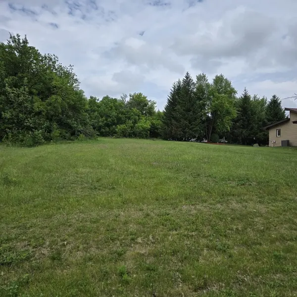 203 Candlewick DR, Poplar Grove, IL 61065