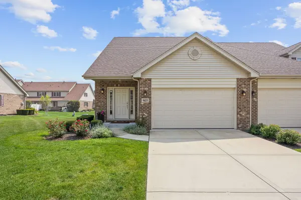 9415 Saratoga CT, Hickory Hills, IL 60457