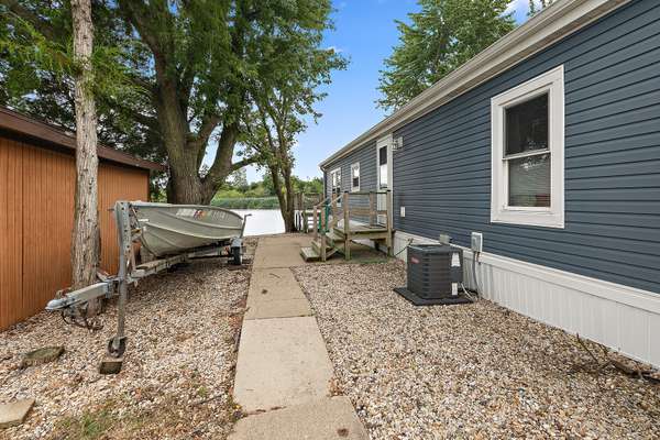 18530 W 3000 N RD #137, Reddick, IL 60961