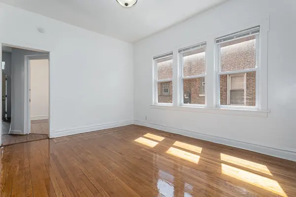 2439 S Millard AVE #1, Chicago, IL 60623