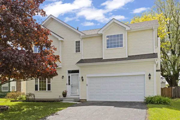 900 Chelsea CT, Aurora, IL 60504