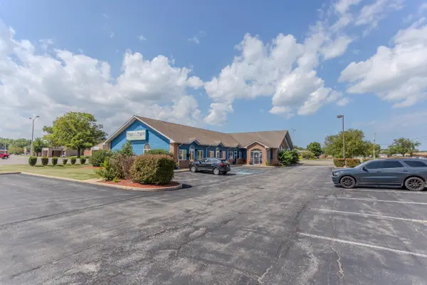 6064 Lute RD, Portage, IN 46368