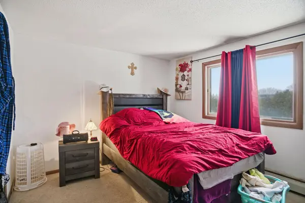 1000 41st AVE NE #204, Columbia Heights, MN 55421