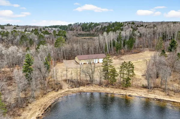 7891 N Hilly LN, Spooner, WI 54801