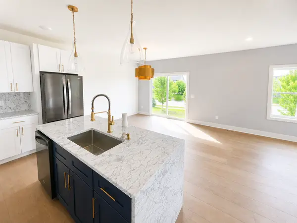 4544 Savanna TRL, Chaska, MN 55318