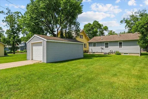 606 7th ST N, Wahpeton, ND 58075