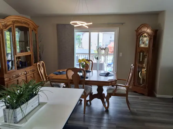 442 Foxtail DR E, West Fargo, ND 58078
