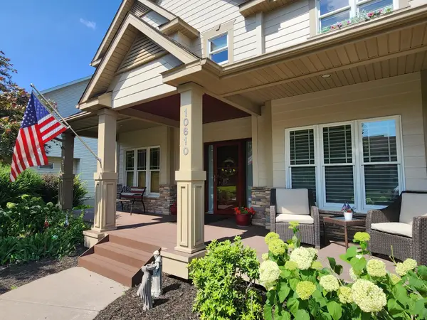 10610 Pinnacle WAY, Woodbury, MN 55129