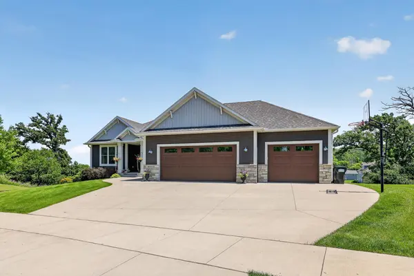 6788 Larkspur Pkwy NW, Rochester, MN 55901