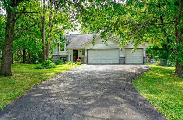 889 5th AVE SW, Forest Lake, MN 55025