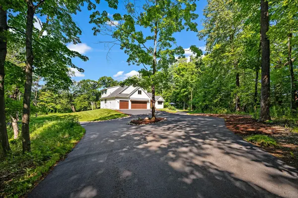 1775 Retreat CIR, Minnetrista, MN 55364