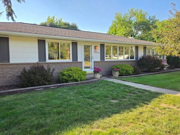 1202 Martin RD,  Albert Lea,  MN 56007