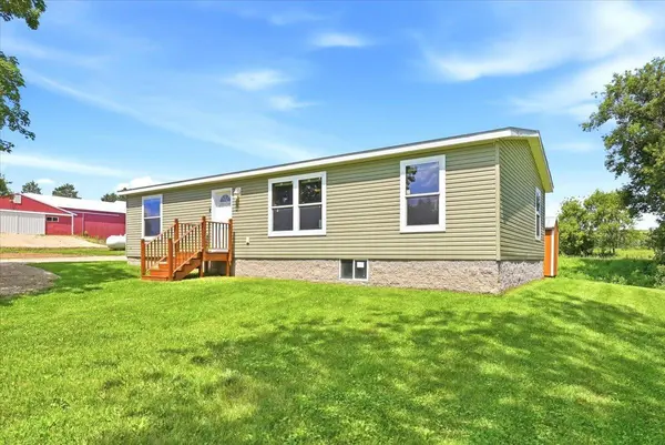3138 Pierce Saint Croix Rd #Option B, Spring Valley, WI 54767