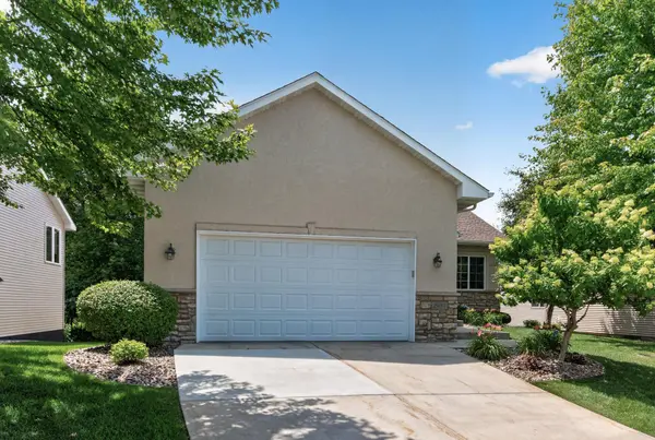 2637 Wilds LN NW, Prior Lake, MN 55372