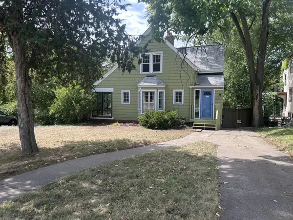 3900 W 47th ST, Edina, MN 55424