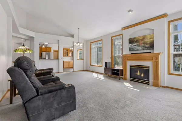 2485 Prairie Oak TRL, Woodbury, MN 55125