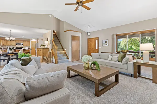 13160 Aspen DR, Rogers, MN 55374