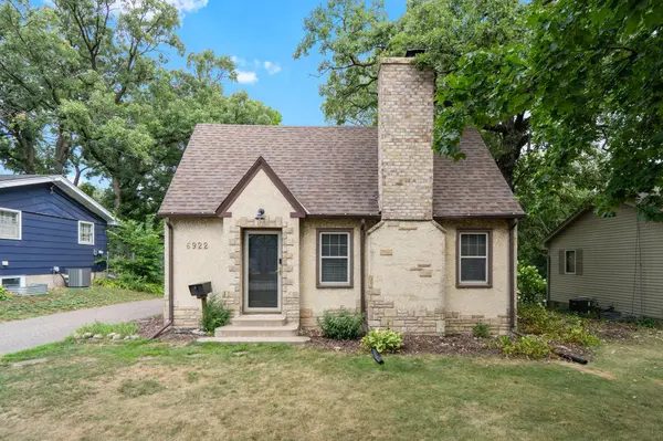 6922 Corvallis AVE N, Crystal, MN 55428