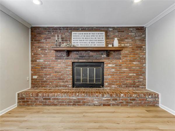 4905 N Willow AVE, Bethany, OK 73008
