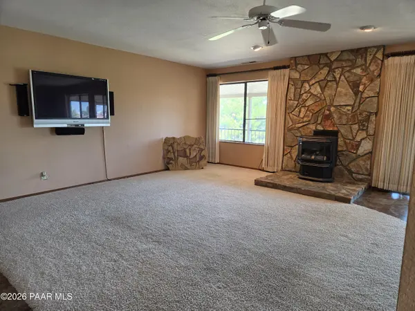 11514 E Horseshoe LN, Dewey-humboldt, AZ 86327