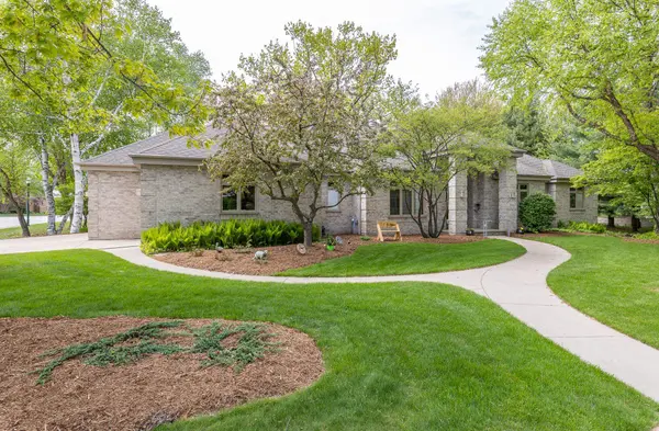 995 HIGHLAND SPRINGS CT,  Oneida,  WI 54155-8601