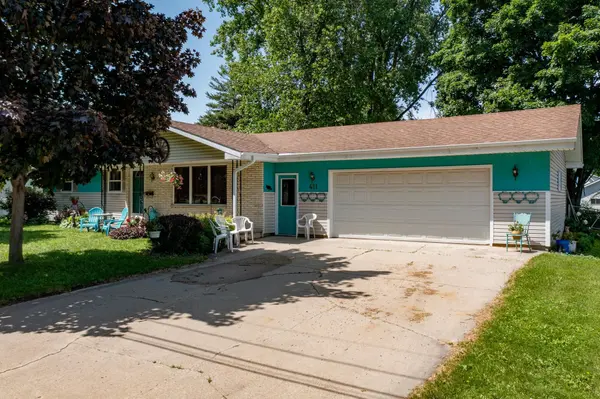 421 FACTORY ST, Seymour, WI 54165