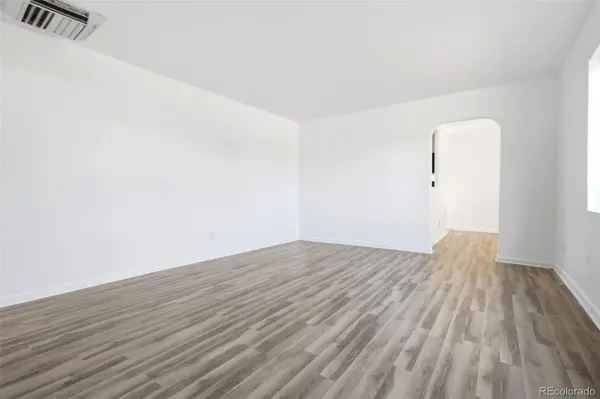 940 Ash CT, Thornton, CO 80229