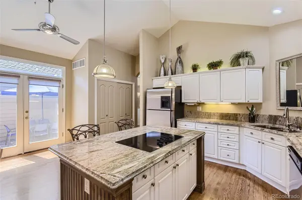 9853 Greensview CIR, Lone Tree, CO 80124