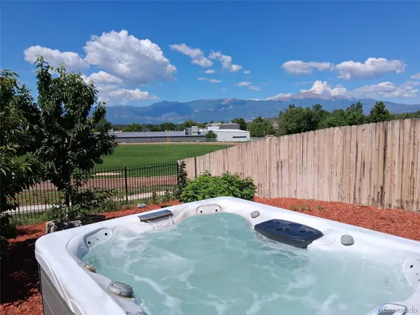 2280 Ambleside DR, Colorado Springs, CO 80915