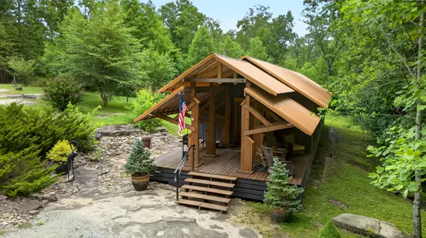 337 Monteagle Falls Rd, Monteagle, TN 37356