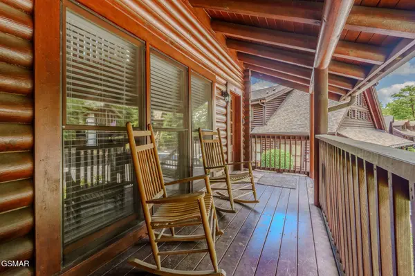 741 Golf View Boulevard, Pigeon Forge, TN 37863