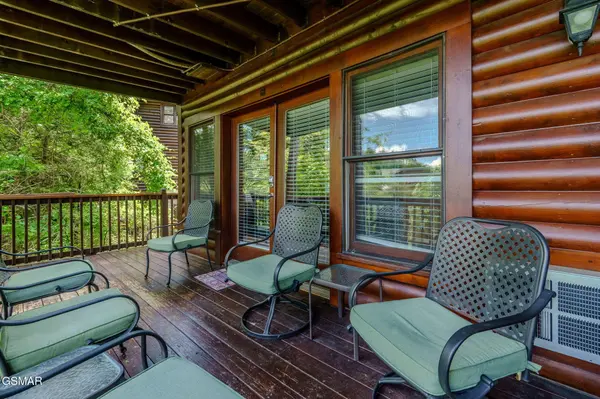 741 Golf View Boulevard, Pigeon Forge, TN 37863