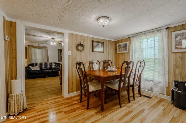 1208 Bales Rd, Knoxville, TN 37914