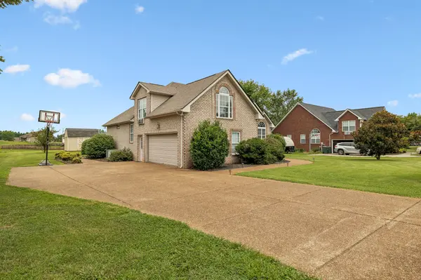 104 Mesa Drive, Portland, TN 37148