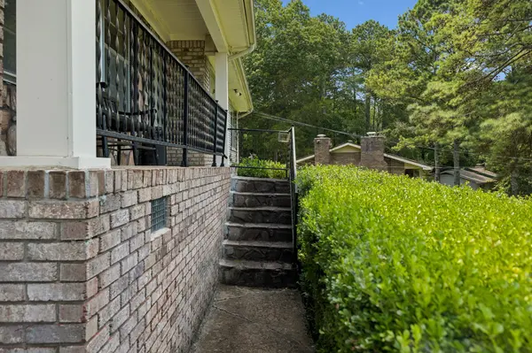 6933 Barter Dr, Harrison, TN 37341