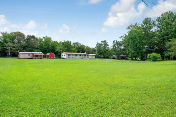 113 County Road 650, Etowah, TN 37331
